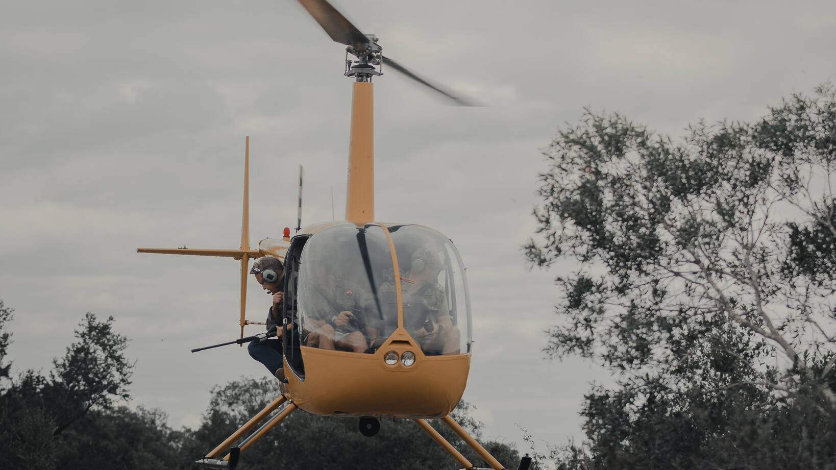 helicopter in Hoedspruit doing conservation work