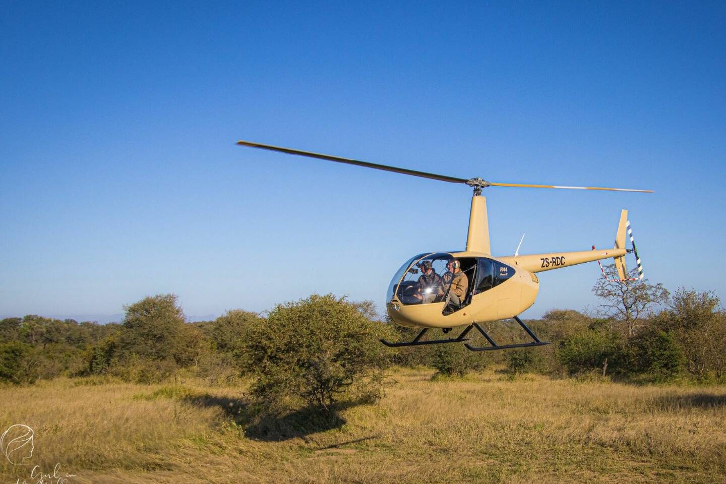 Helicopter flip in Hoedspruit in the bush with nature surrounding with Big Game heli services